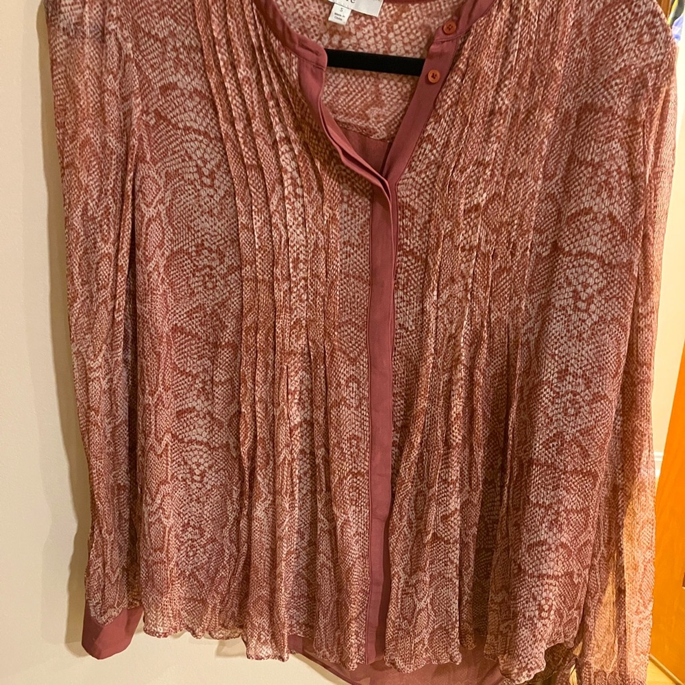 Josie silk blouse in excellent condition